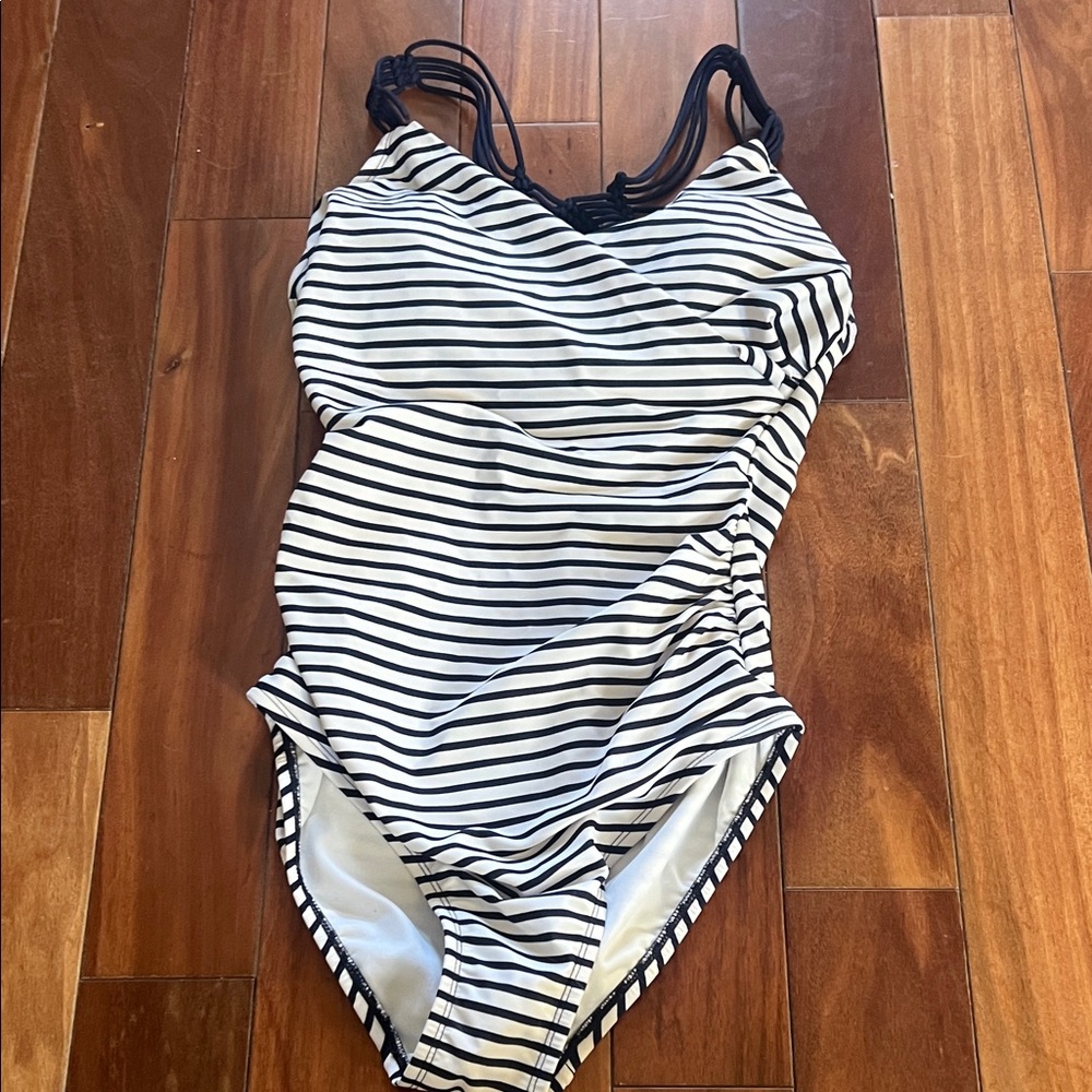 Kona Sol women’s Navy and White Striped One Piece - Picture 8 of 8